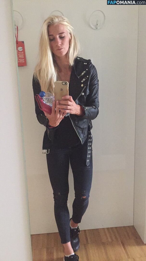 Sofia Jakobsson Naakt Gelekte foto #118