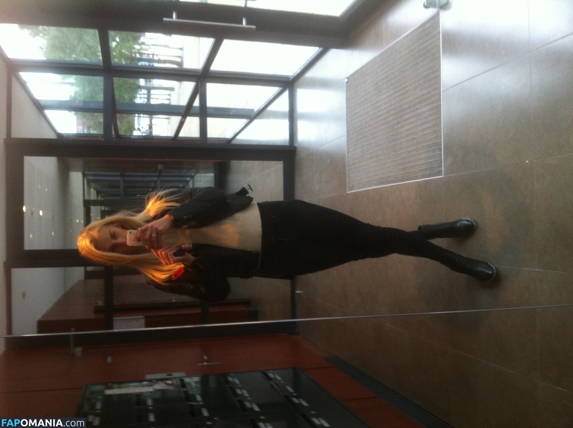 Sofia Jakobsson Naakt Gelekte foto #181