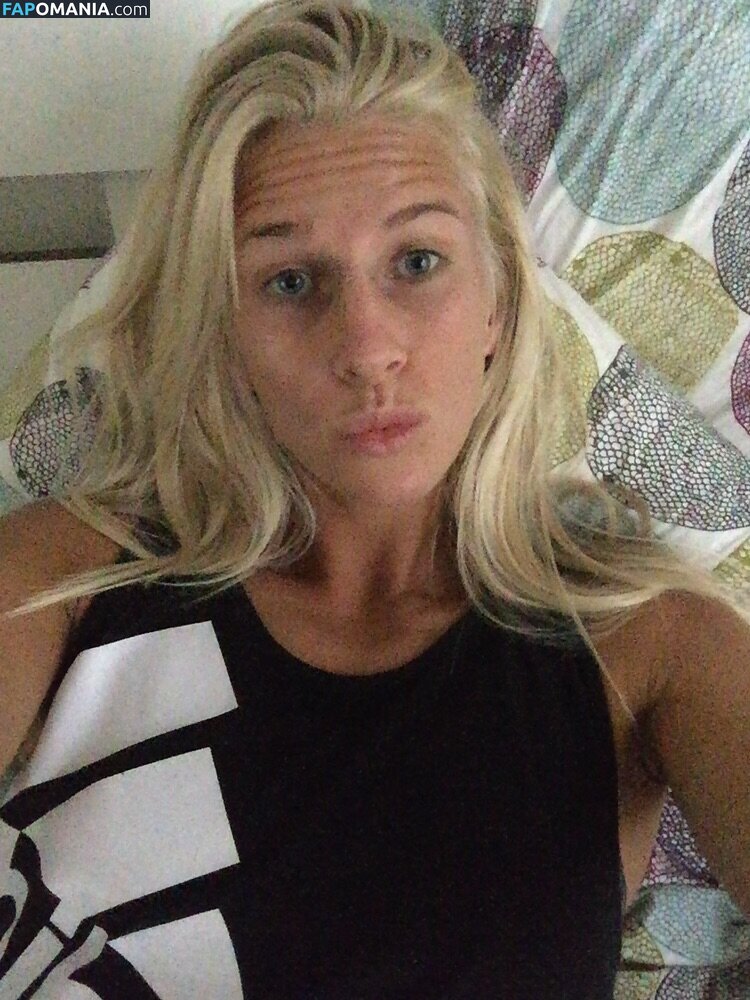Sofia Jakobsson Naakt Gelekte foto #222