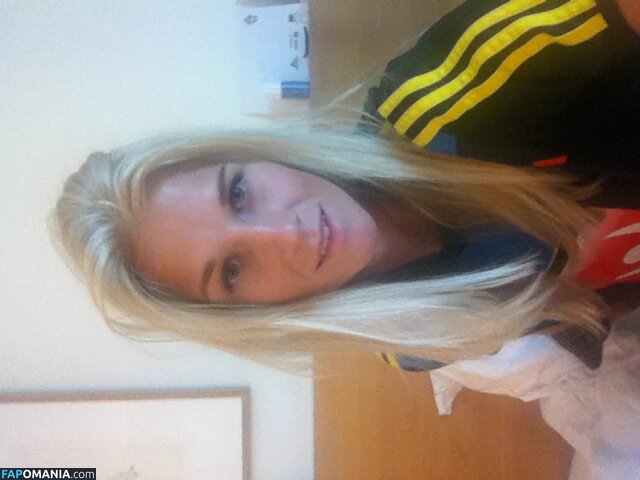 Sofia Jakobsson Naakt Gelekte foto #261