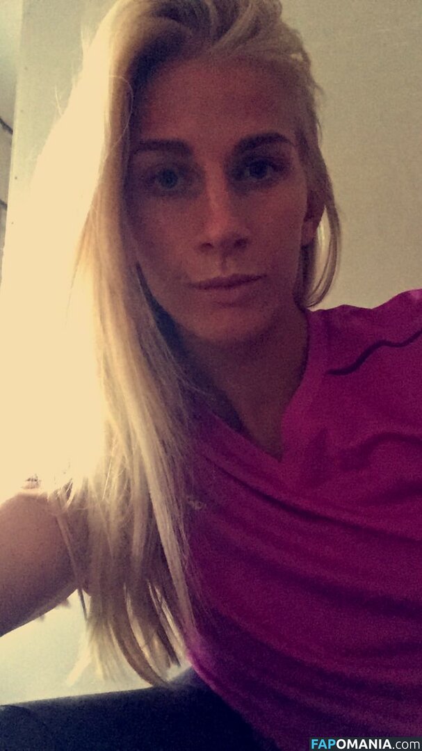 Sofia Jakobsson Naakt Gelekte foto #262