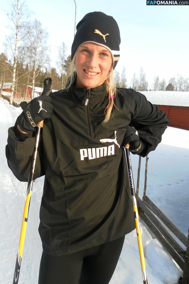 Sofia Jakobsson Naakt Gelekte foto #286