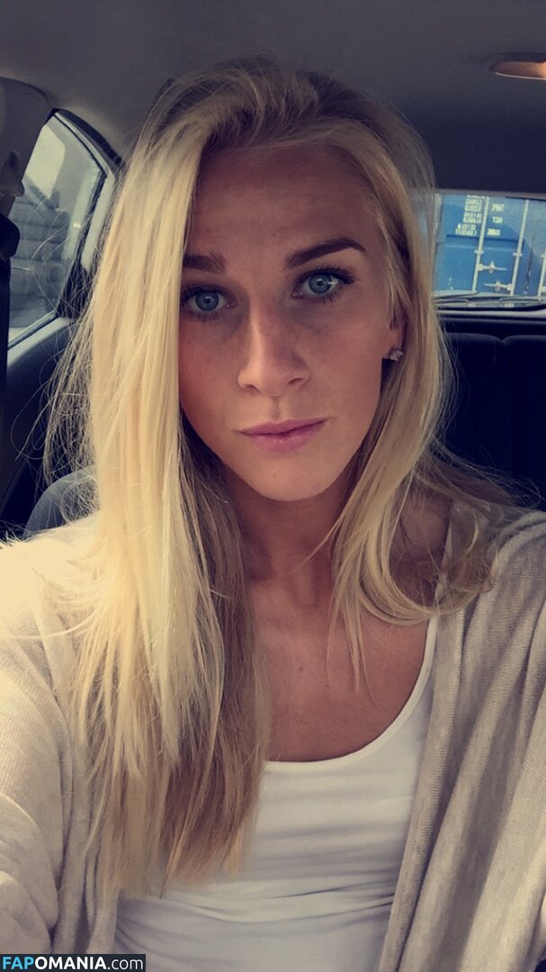 Sofia Jakobsson Naakt Gelekte foto #295