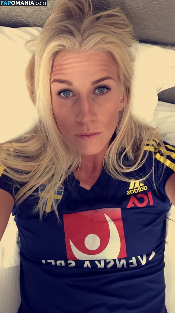 Sofia Jakobsson Naakt Gelekte foto #303