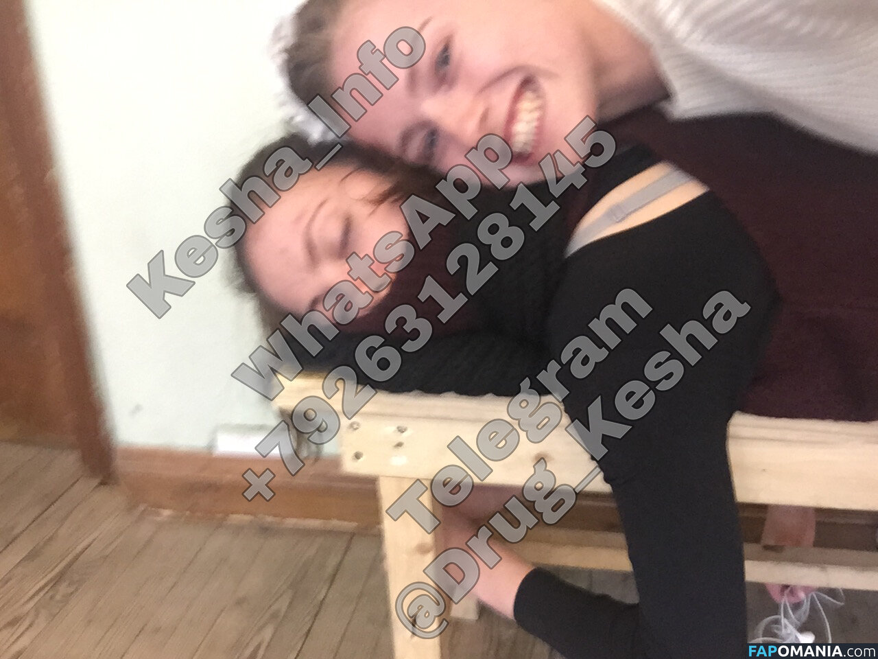 Sofya Ernst Aka Sonya Zaika Naakt Gelekte foto #13