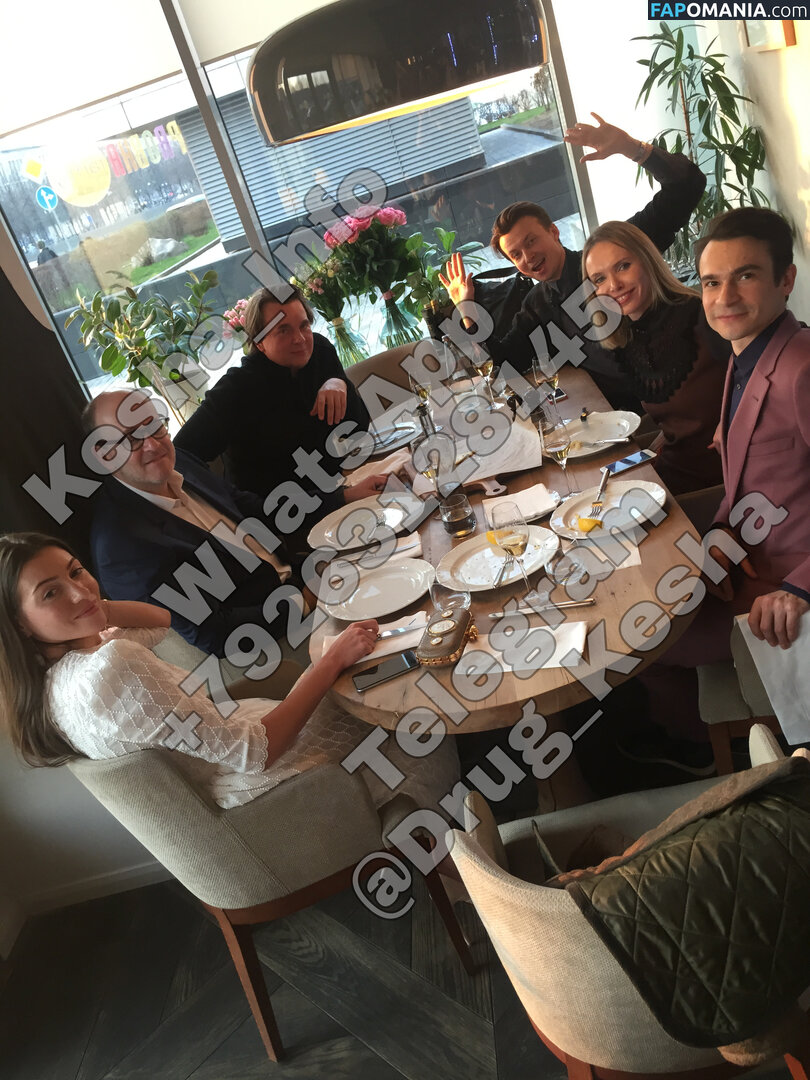 Sofya Ernst Aka Sonya Zaika Naakt Gelekte foto #63
