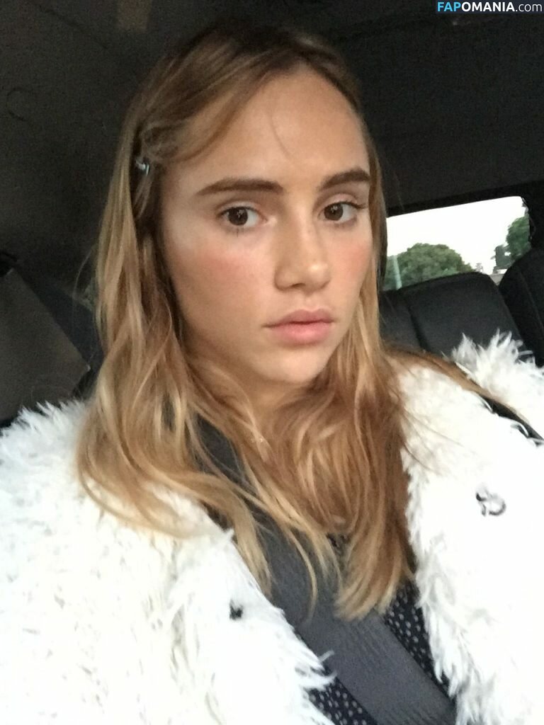 Suki Waterhouse Naakt Gelekte foto #40