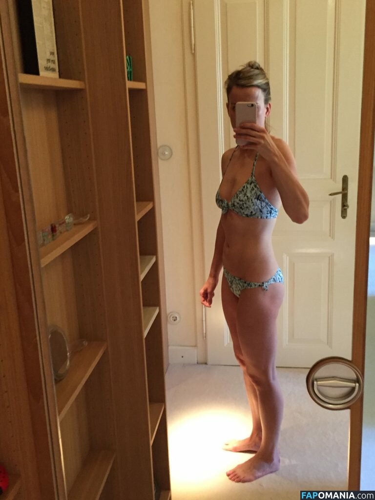 Susie Wolff Naakt Gelekte foto #4