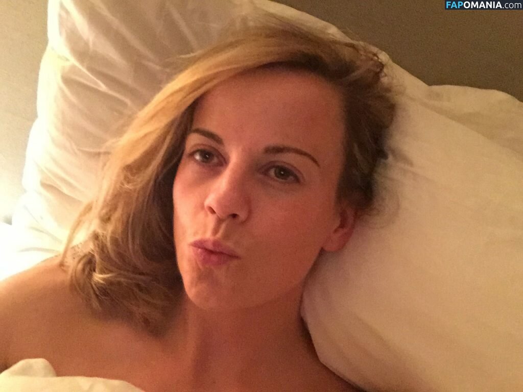 Susie Wolff Naakt Gelekte foto #9