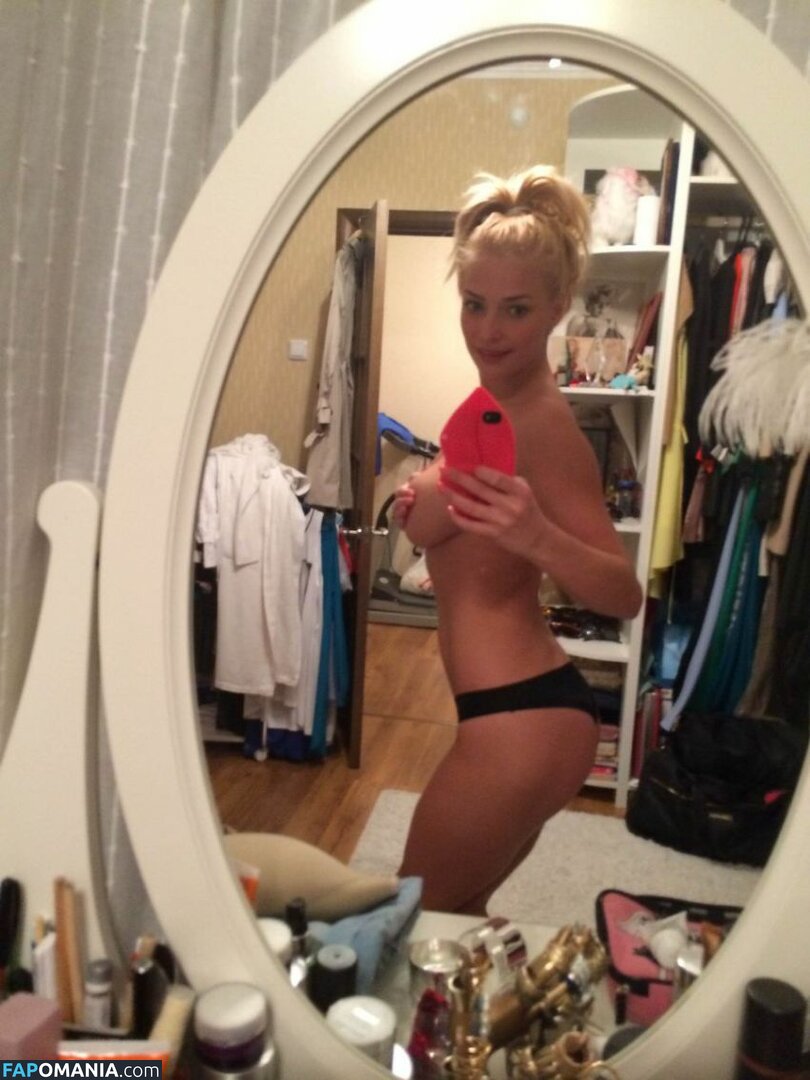 Tatyana Kotova Naakt Gelekte foto #2