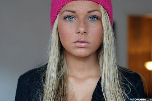 Therese Charlotte Margrethe Nielsen Naakt Gelekte foto #17