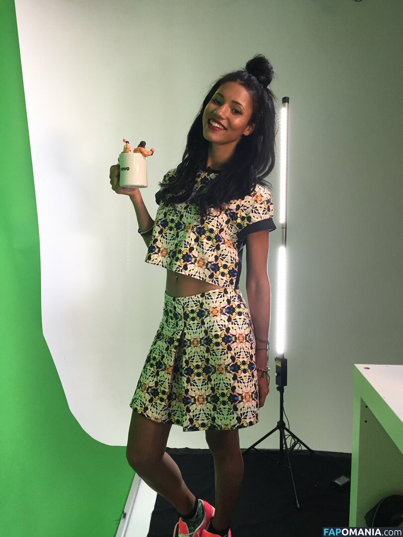 Vick Hope Naakt Gelekte foto #269