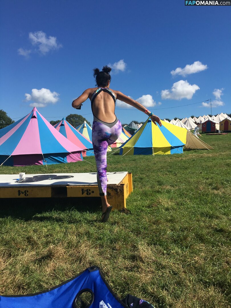 Vick Hope Naakt Gelekte foto #320