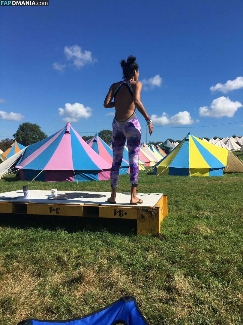 Vick Hope Naakt Gelekte foto #321