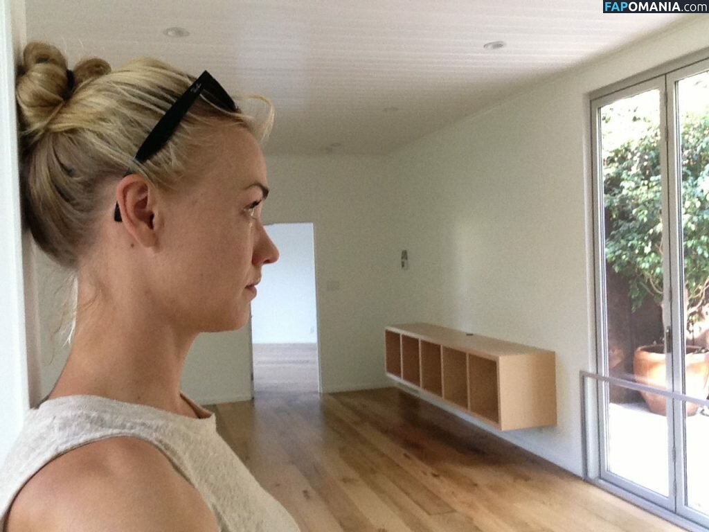 Yvonne Strahovski Naakt Gelekte foto #34