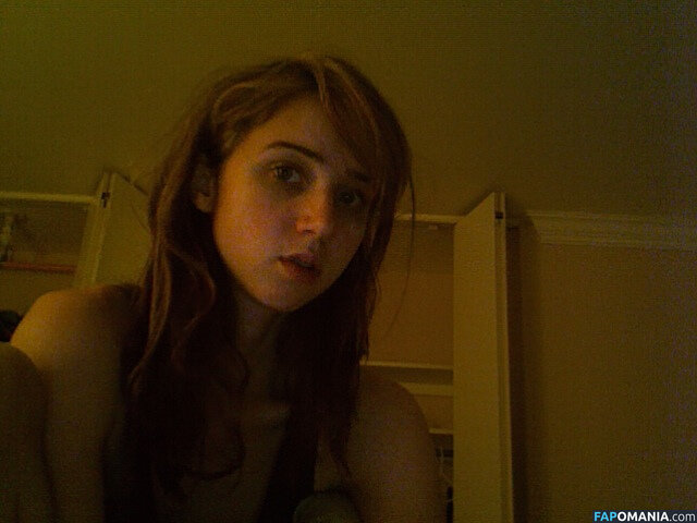 Zoe Kazan Naakt Gelekte foto #33