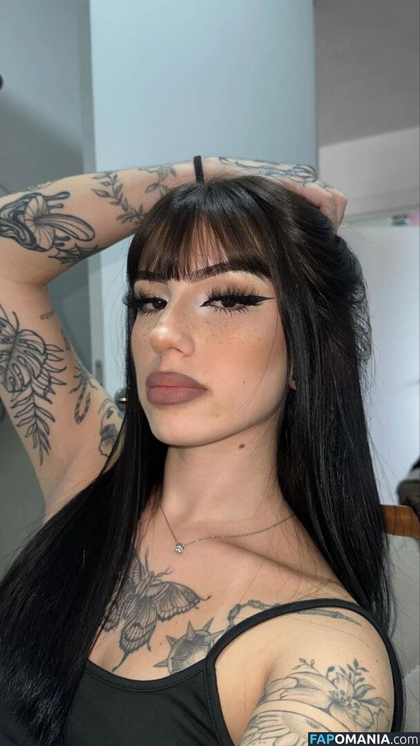 A2E Prompts Naakt OnlyFans  Gelekte foto #8