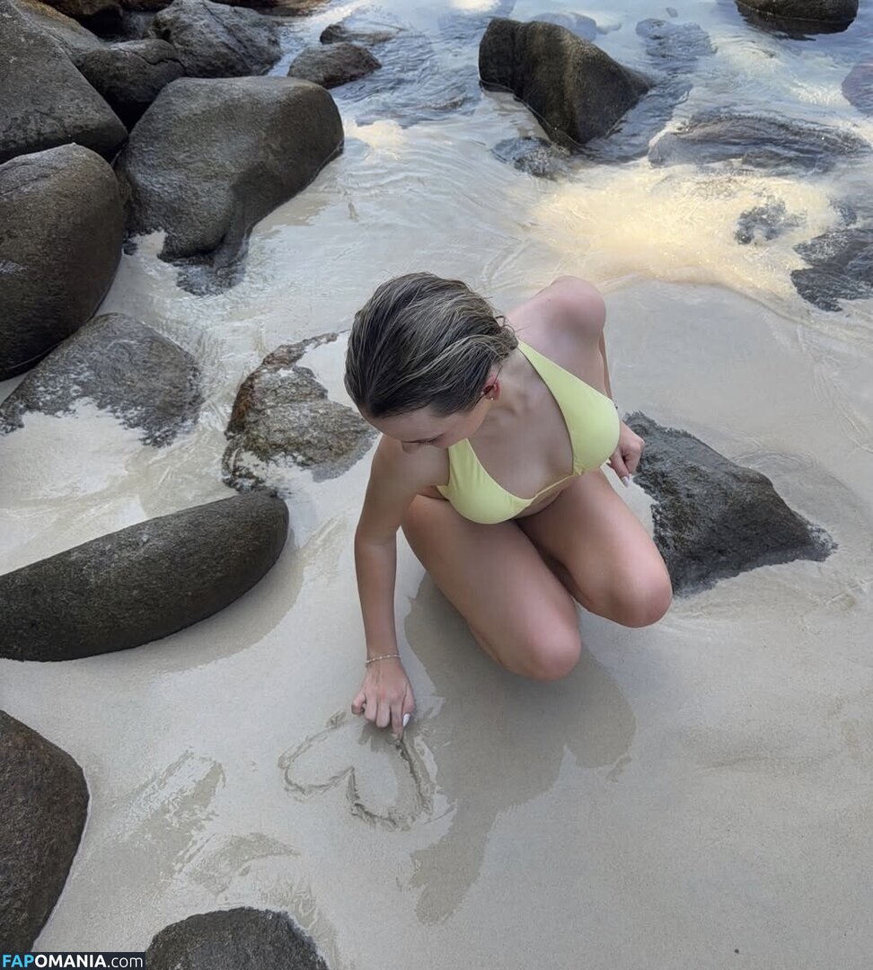 Abbie May / AbbieMay13 / https: Naakt OnlyFans  Gelekte foto #1