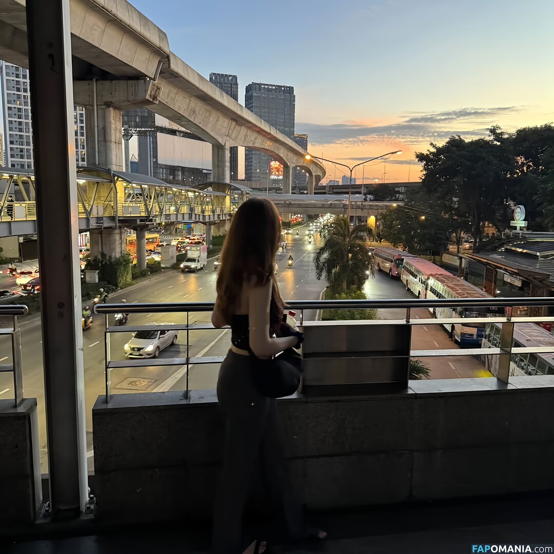 actuallyalisa / https: Naakt OnlyFans  Gelekte foto #2