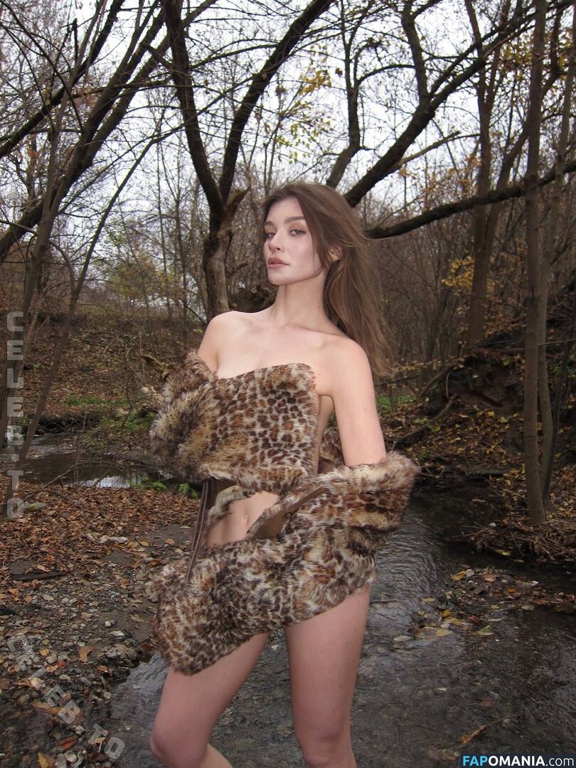 adelinafien Naakt OnlyFans  Gelekte foto #4