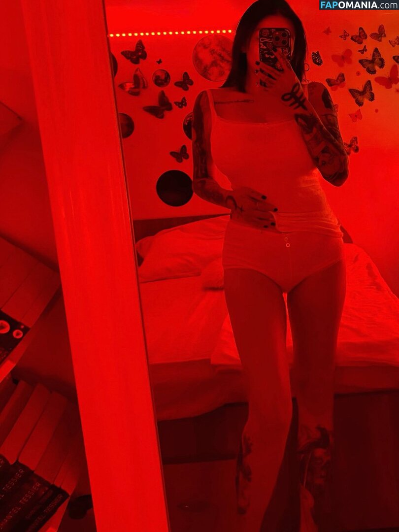 Adriana Donici Naakt OnlyFans  Gelekte foto #1