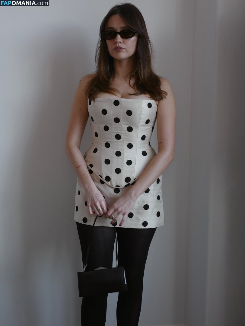 Aimee Lou Wood / aimeelouwood Naakt OnlyFans  Gelekte foto #3