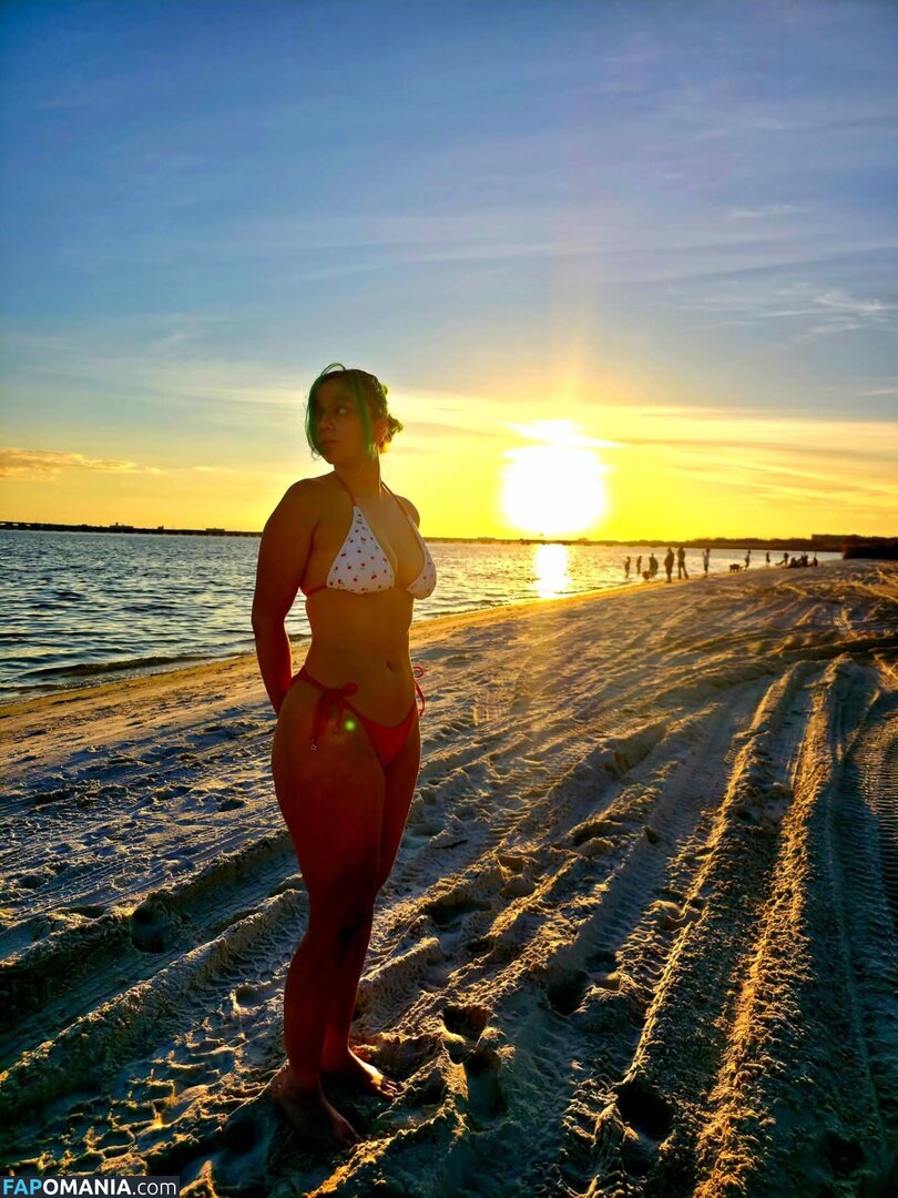 Airica Demia / myinsta_airicademia Naakt OnlyFans  Gelekte foto #3