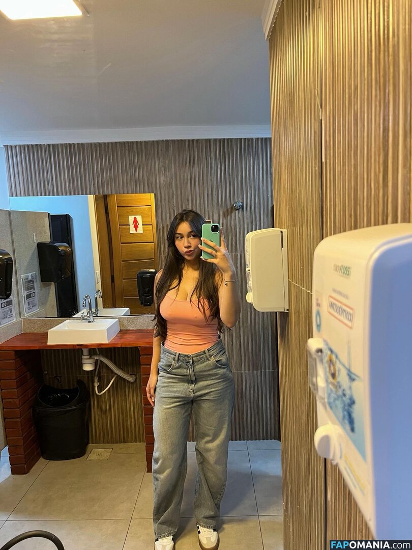 Alana Gabriele / alanag.a Naakt OnlyFans  Gelekte foto #7