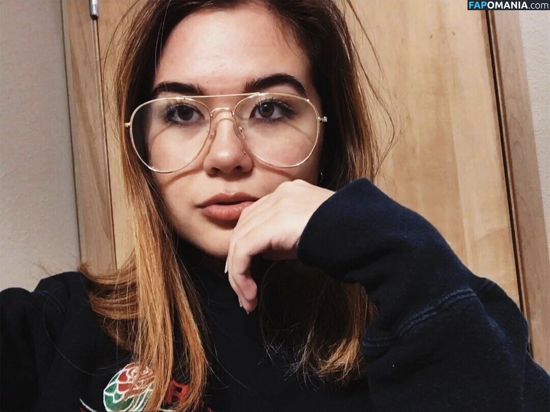 Alana Misako / alana.lister / alanamisako Naakt OnlyFans  Gelekte foto #17