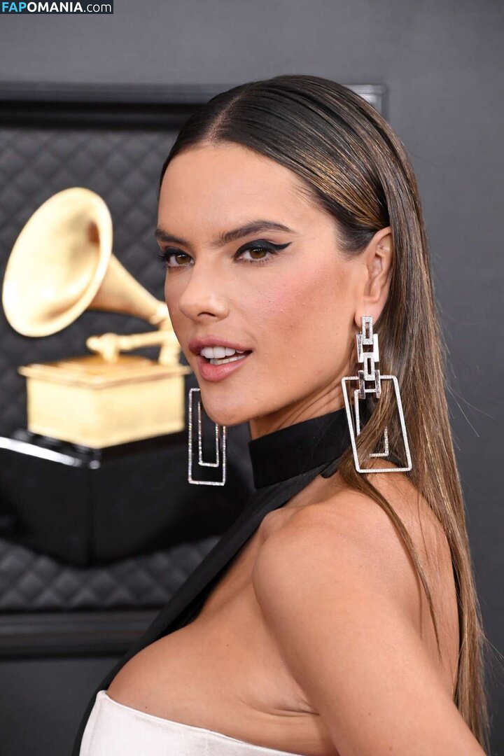 Alessandra / Alessandra Ambrosio / aleambrosio / alelovesanja / alessandraambrosio / https: Naakt OnlyFans  Gelekte foto #1599