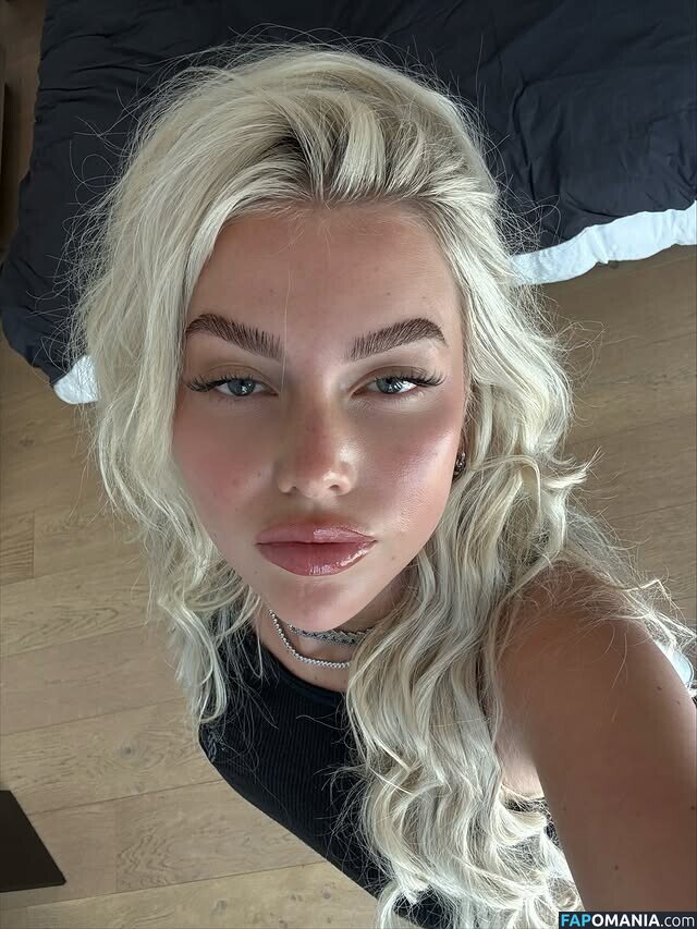Alexa Tiziani / alexatiziani Naakt OnlyFans  Gelekte foto #3