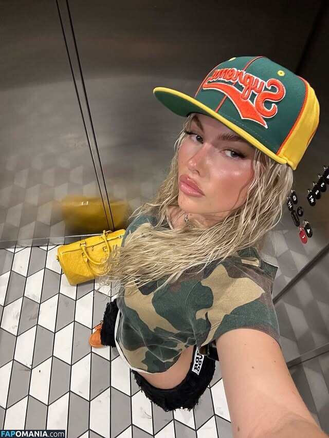 Alexa Tiziani / alexatiziani Naakt OnlyFans  Gelekte foto #12
