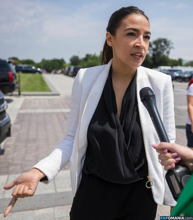 AOC / Alexandria Ocasio-Cortez Naakt OnlyFans  Gelekte foto #47