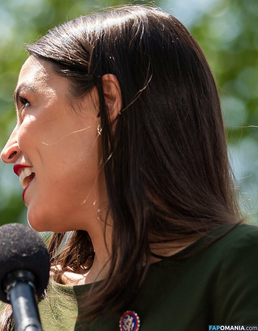 AOC / Alexandria Ocasio-Cortez Naakt OnlyFans  Gelekte foto #131