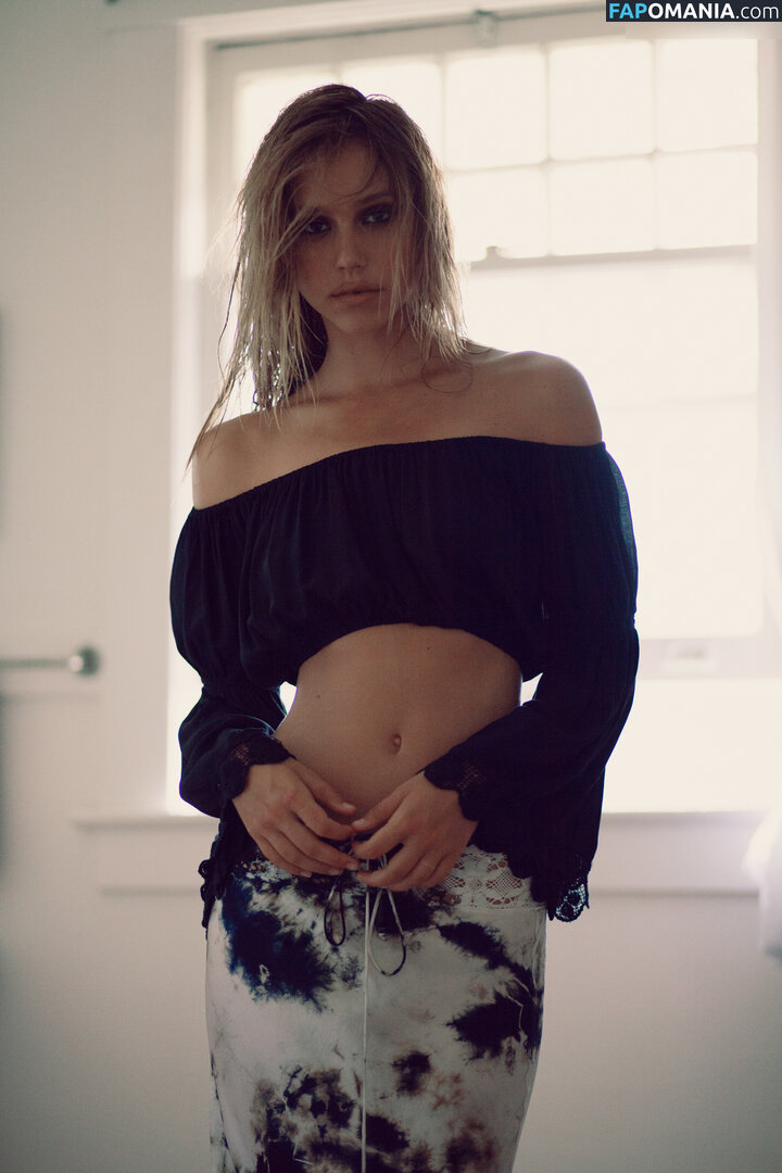 Alexis Ren / alexisren / alexisreng / alexxissren Naakt OnlyFans  Gelekte foto #929