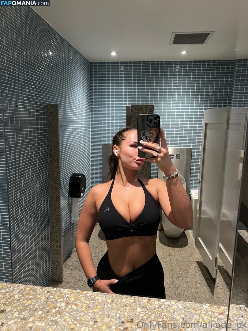Ali Blakey / aliblakey / alijade_ox Naakt OnlyFans  Gelekte foto #14