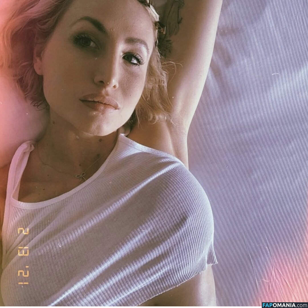 Ali Segel / Jason segels sister / alibaby90 Naakt OnlyFans  Gelekte foto #1