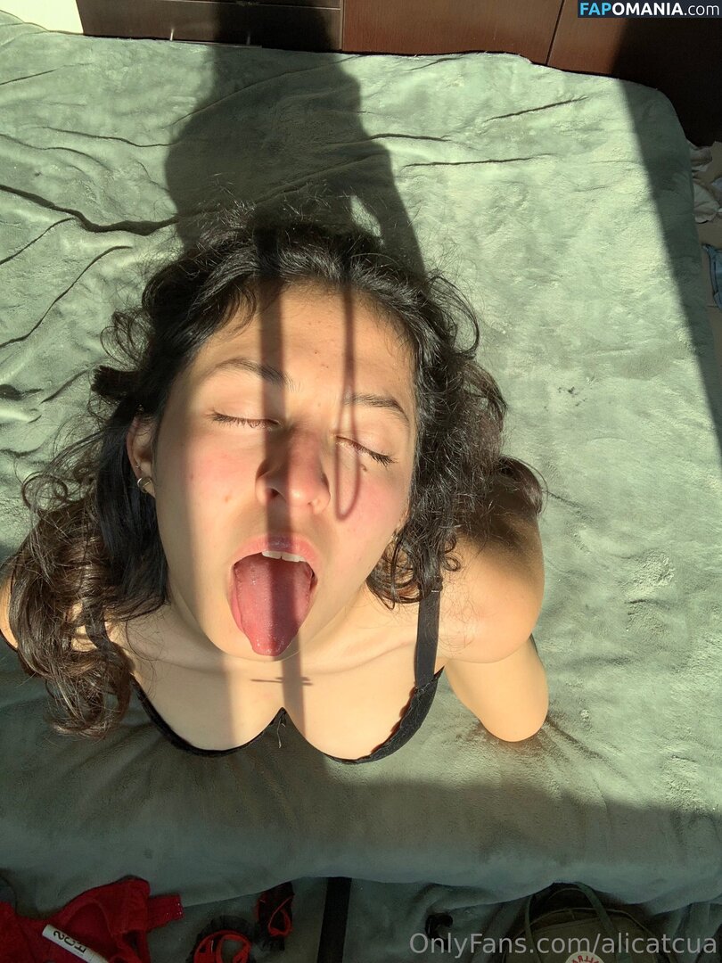 Alicatcua / Alicatcua_ Naakt OnlyFans  Gelekte foto #9