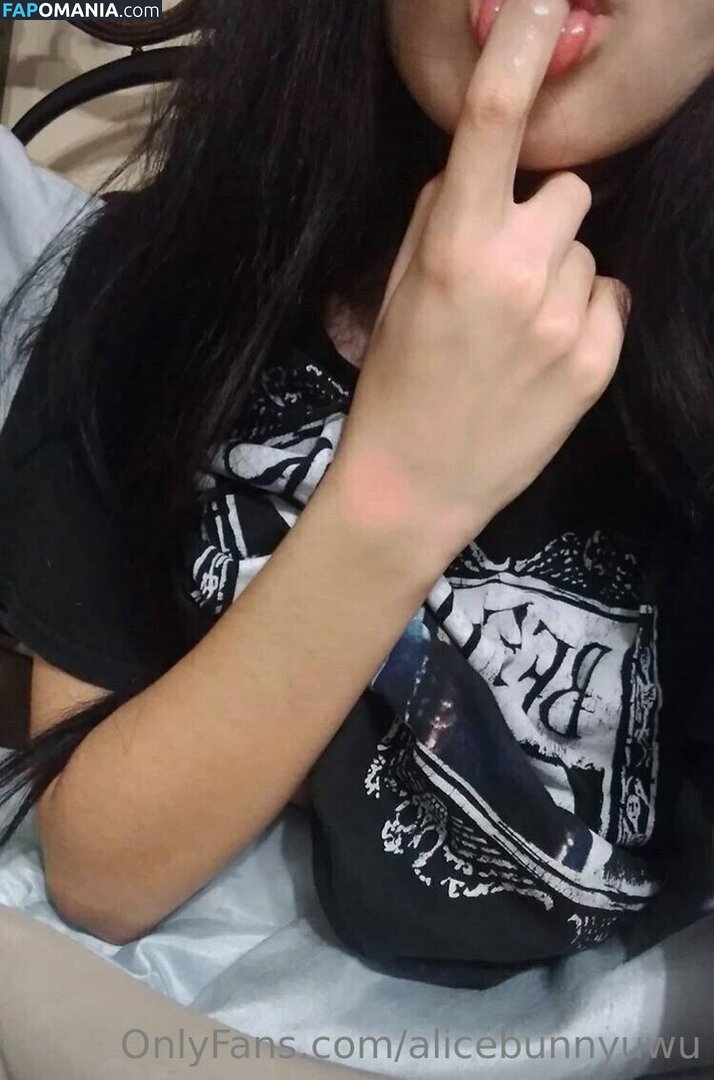 alicebluwu / alicebunnyuwu Naakt OnlyFans  Gelekte foto #6