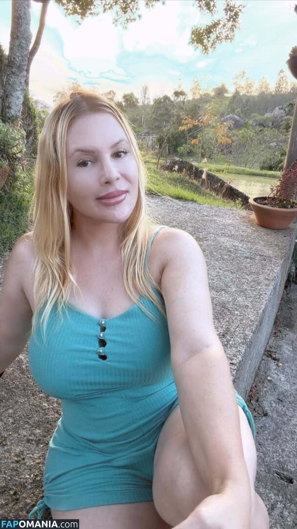 Aline FÜtcher Ouriques Naakt OnlyFans  Gelekte foto #8