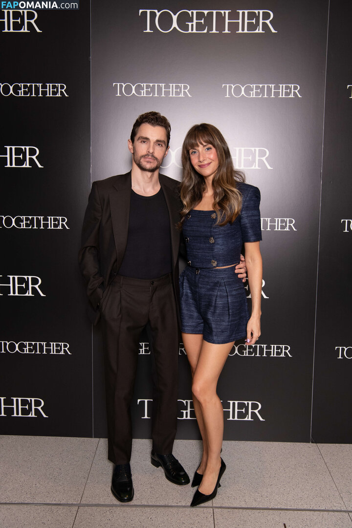 Alison Brie / alisonbrie Naakt OnlyFans  Gelekte foto #22