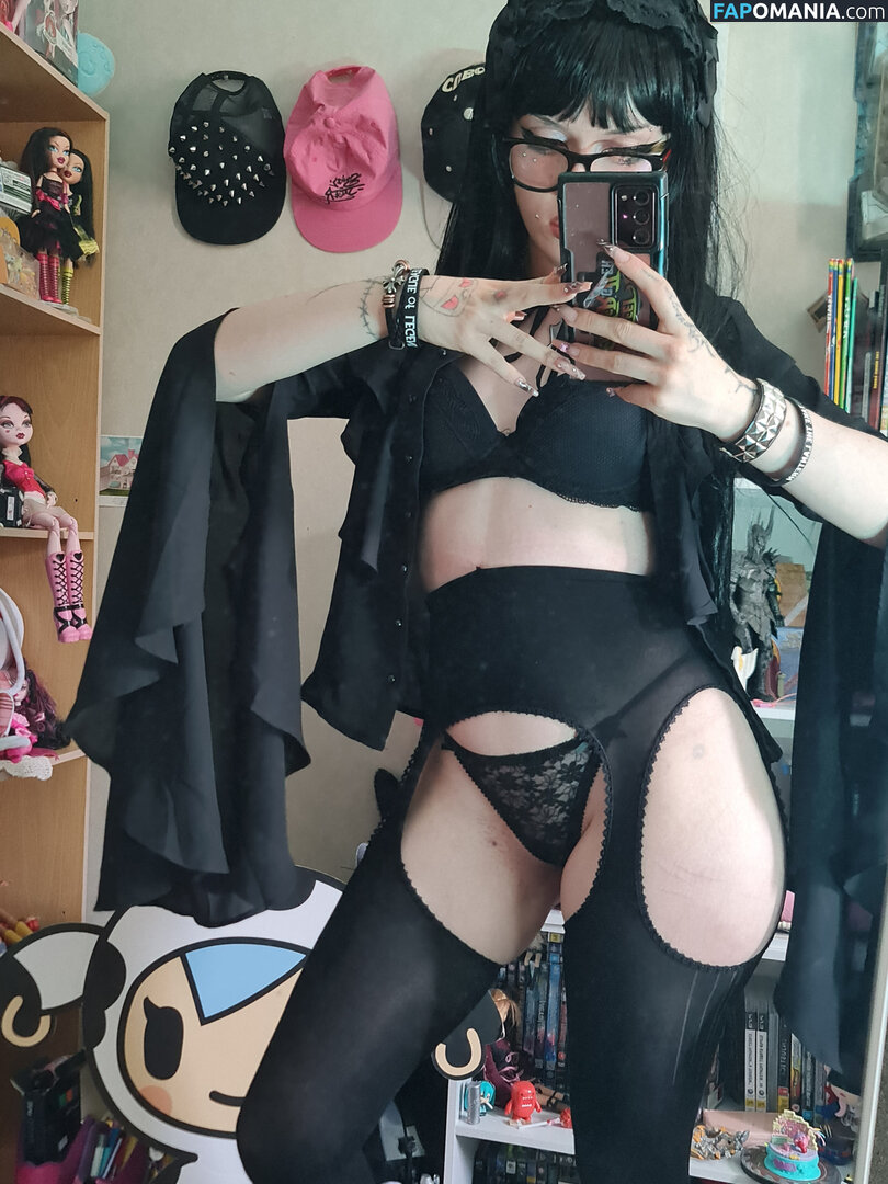 +:｡.ruby ʚ ♡ ɞ ⋆ ✧.｡ / allmyheartbear / myarykerx / usakumyawhore / usakyumawhore Naakt OnlyFans  Gelekte foto #16