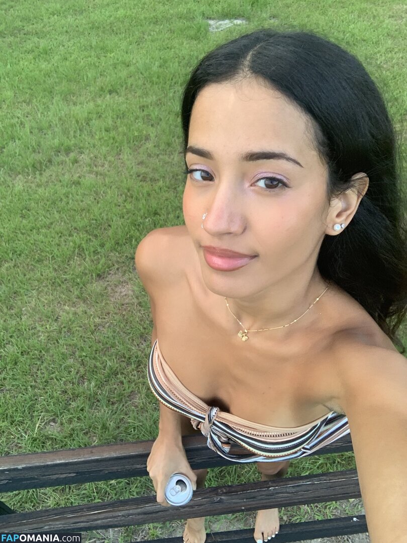 Ally Casper / Kitten Ally / allycasp / allycasper / chloally Naakt OnlyFans  Gelekte foto #4