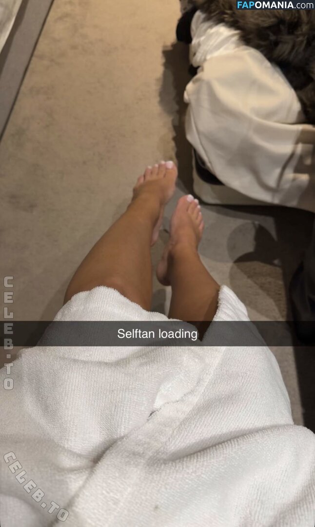 Almira Azemi / almira.azz / almirra.az Naakt OnlyFans  Gelekte foto #2