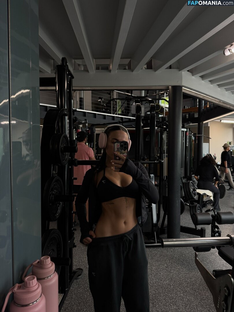 Alohalaia / alohalaia_ / thealohatrainer Naakt OnlyFans  Gelekte foto #10