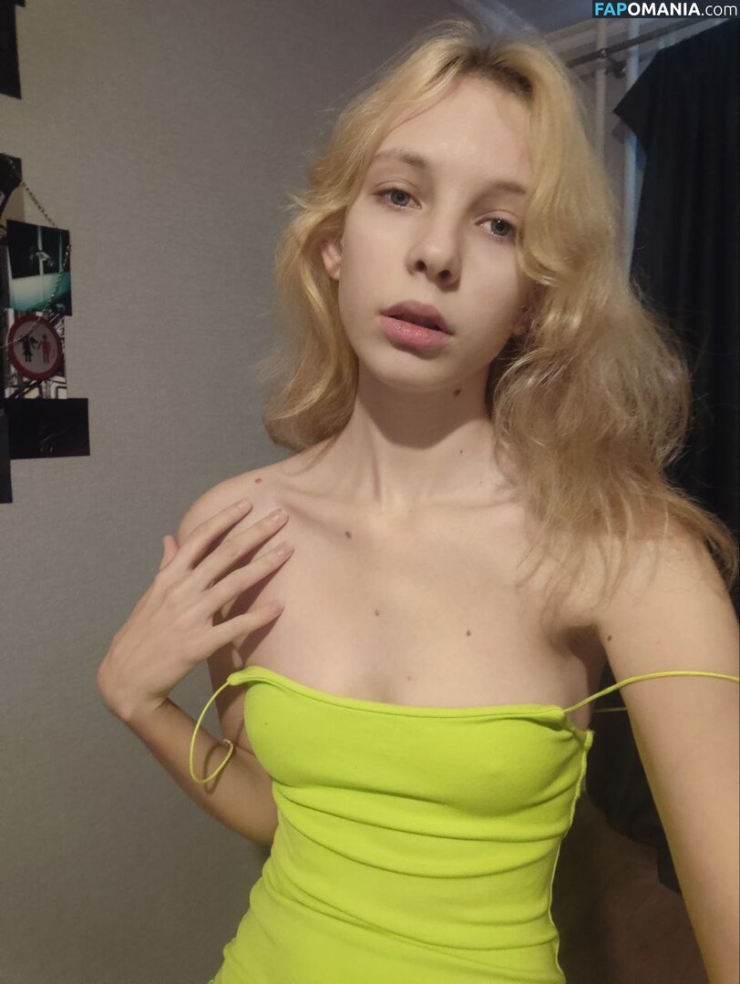 Altheadoyel / Fafa_fluff / KerryMezo / KinaBattig Naakt OnlyFans  Gelekte foto #1