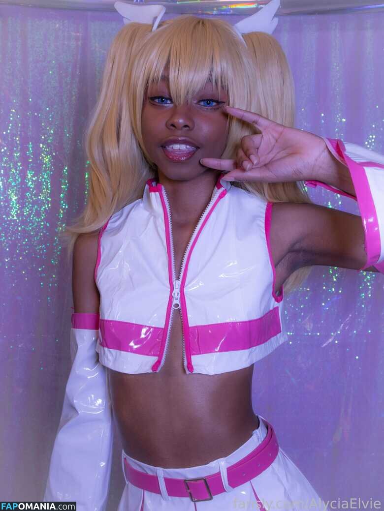 Alycia Elvie / alyciaelvie / alyciaelvie_ Naakt OnlyFans  Gelekte foto #8
