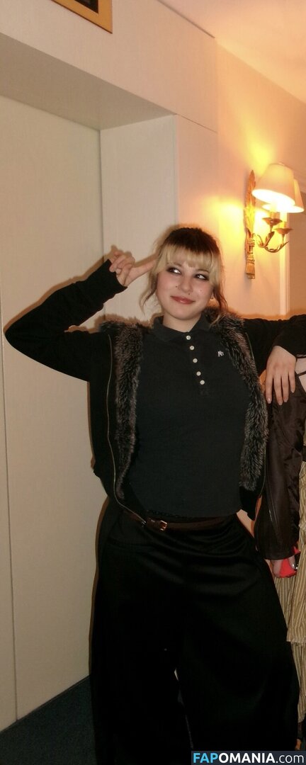 Alysa Liu / AlysaLiu / alysaxliu / https: Naakt OnlyFans  Gelekte foto #11