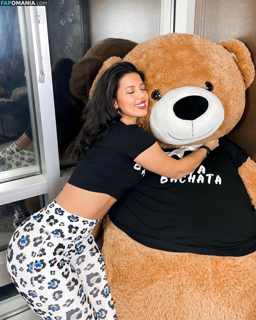 Amanda Carvalinda Naakt OnlyFans  Gelekte foto #3