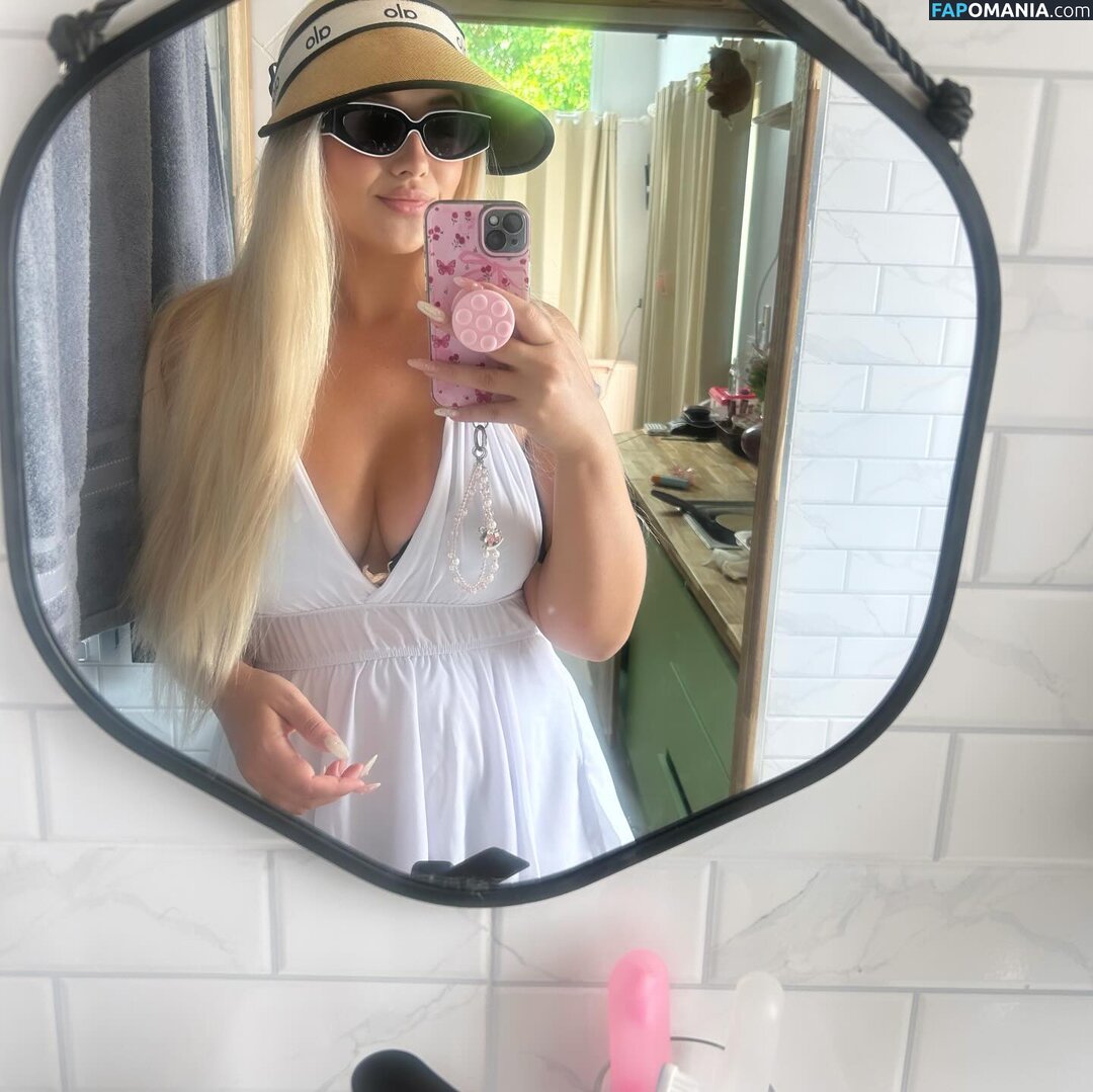 Amber Koltzow Bastick / amber_koltzow_bastick Naakt OnlyFans  Gelekte foto #1